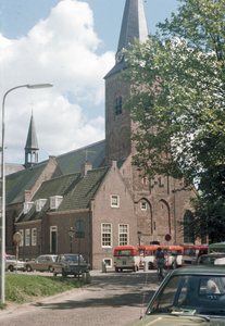 22244 Gezicht op de Geertekerk (Geertekerkhof 23) te Utrecht .